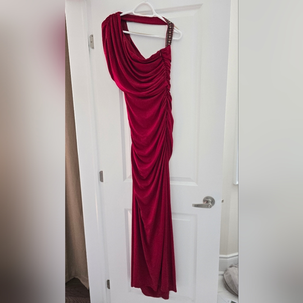 Laundry By Shelli Segal Elegant Red One-Shoulder Dress